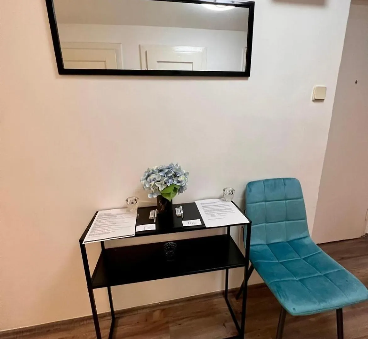 Lorena Lav Apartment Vienne