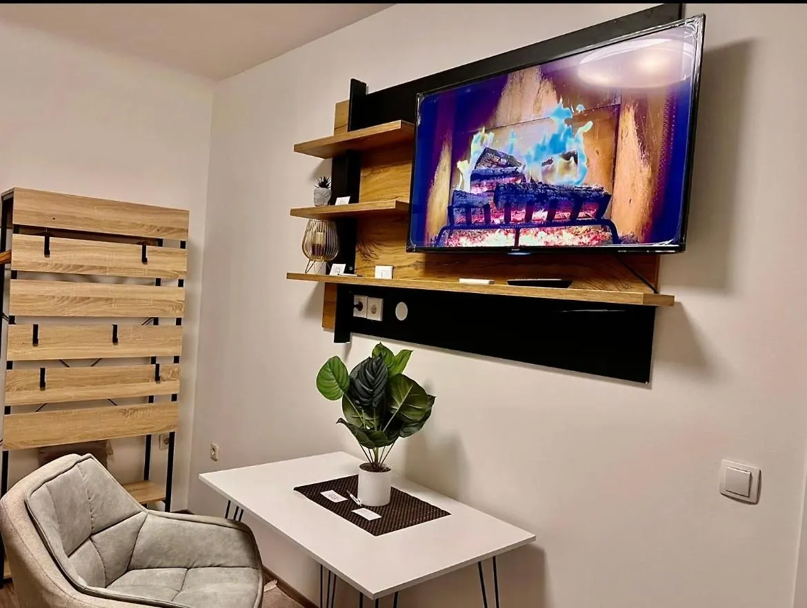 Lorena Lav Apartment location